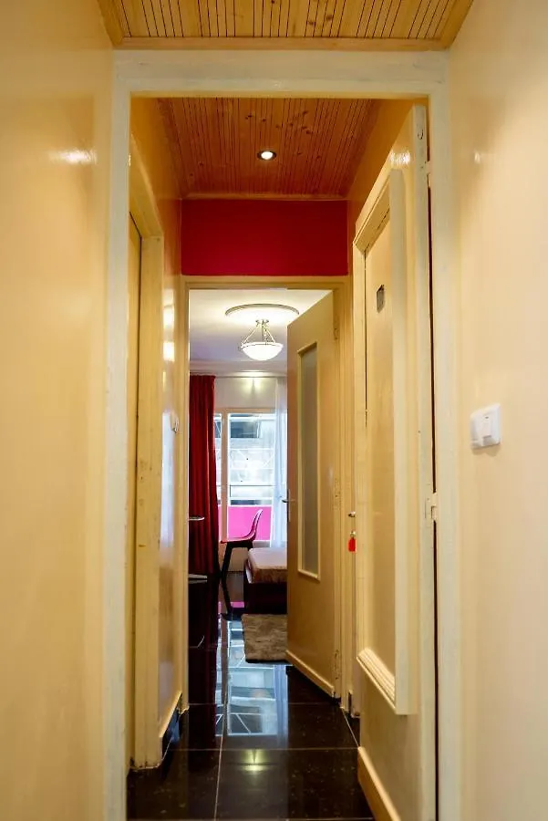 Studio Design/ Dakar Plateau Apartment