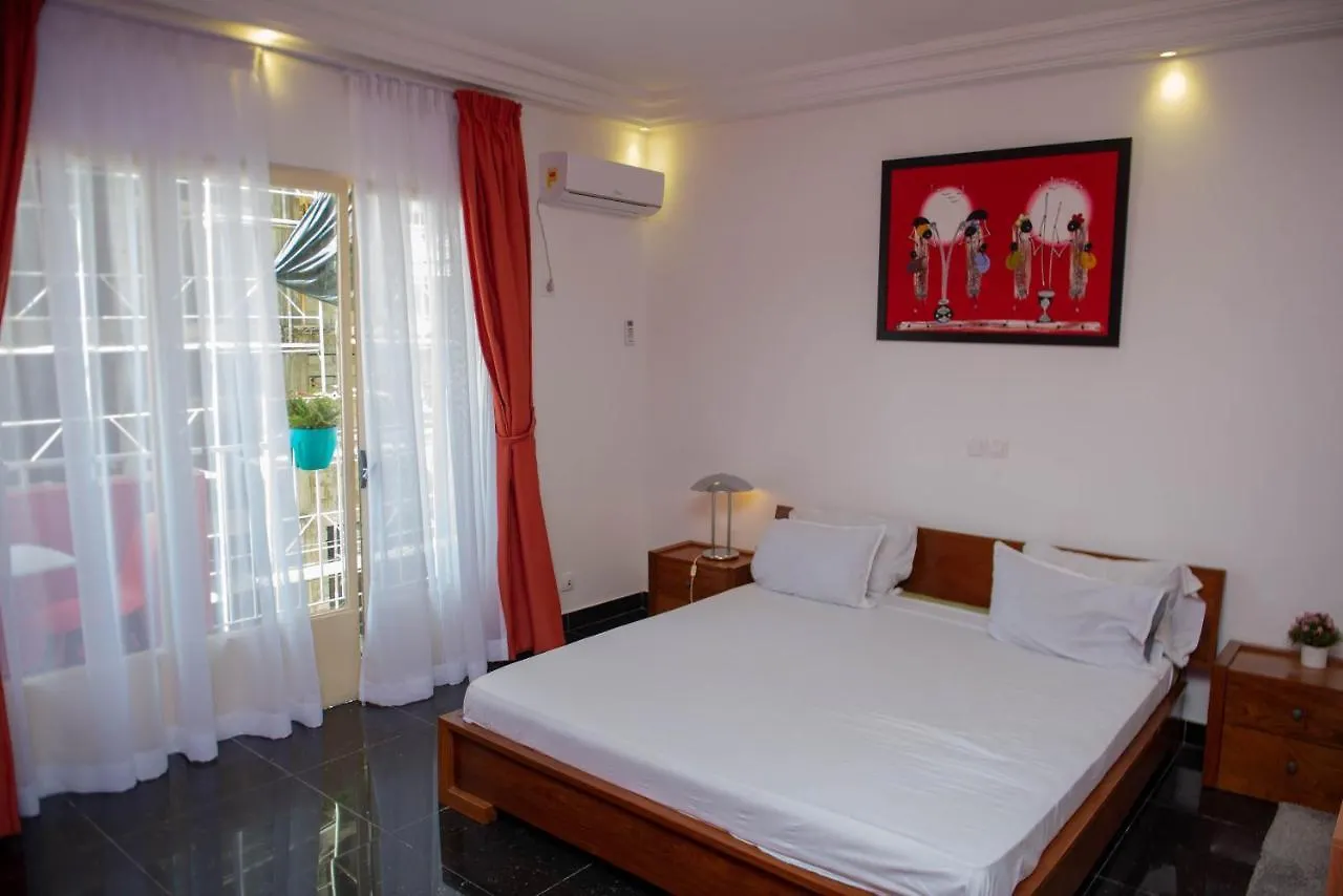 Studio Design/ Dakar Plateau Apartment