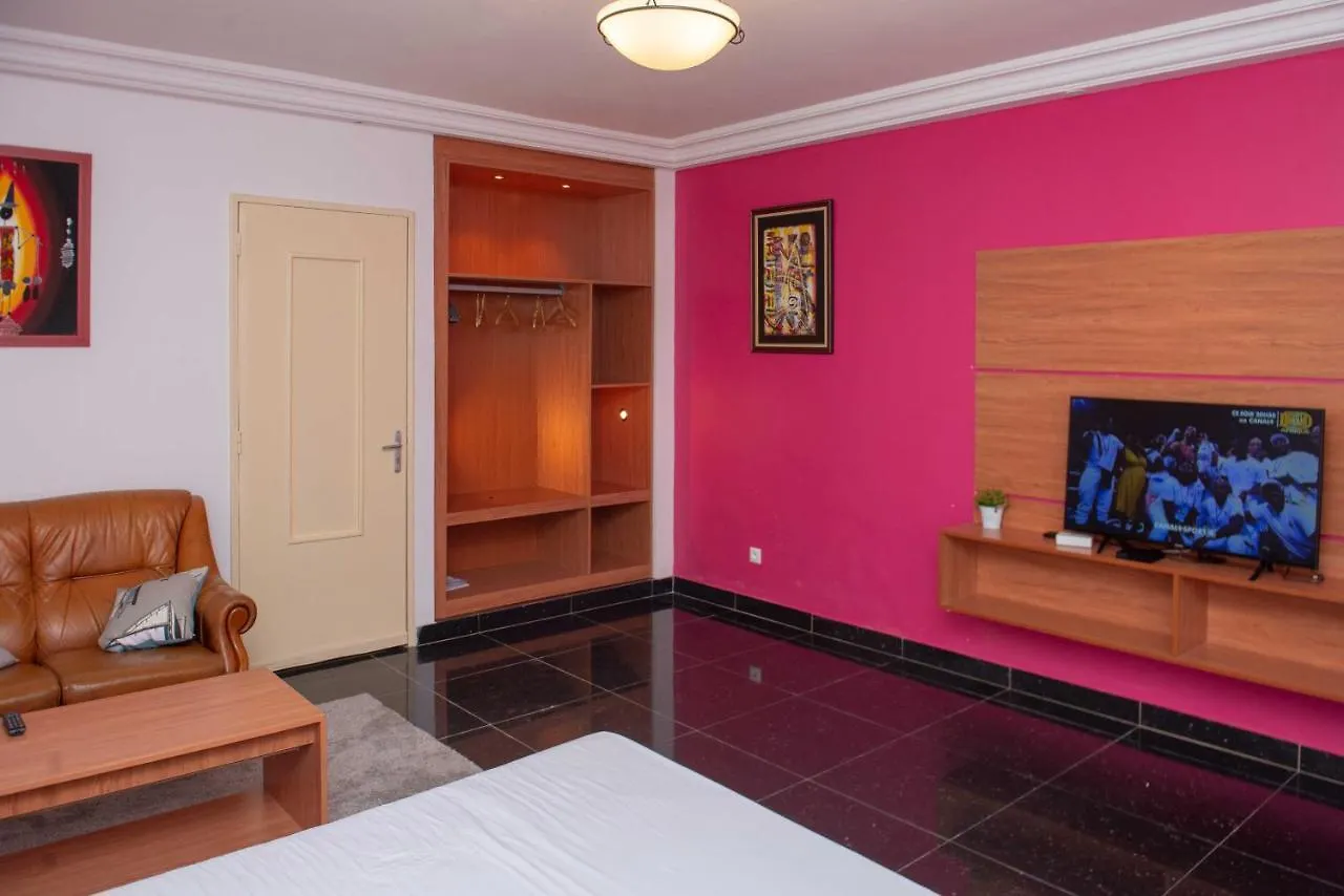 Studio Design/ Dakar Plateau Apartment Senegal
