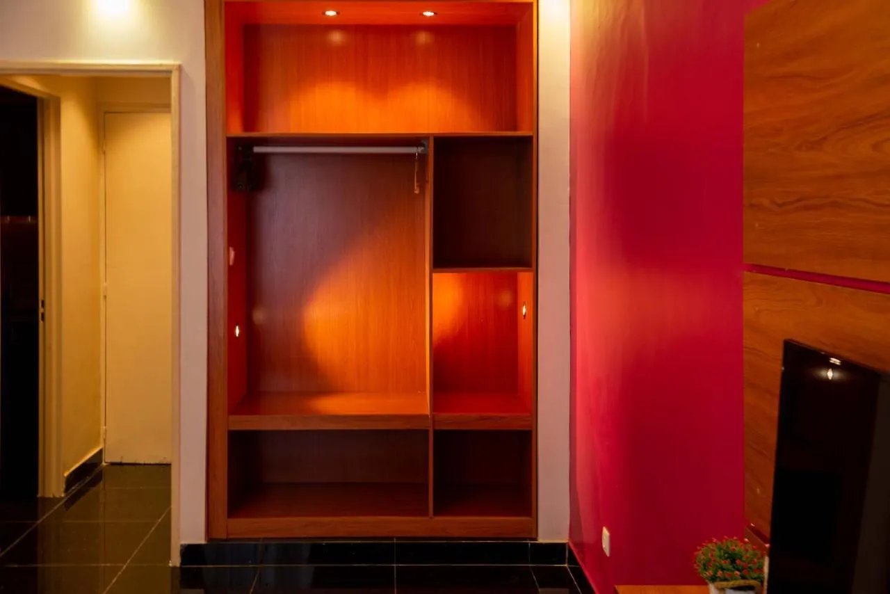 Studio Design/ Dakar Plateau Apartment